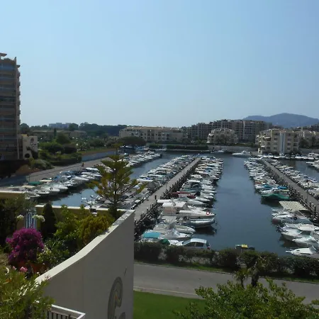 Le France - Cote D'azur Apartment